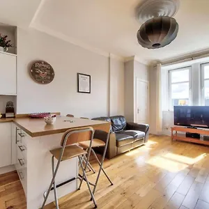 Apartment Guestready - Lovely 1 Bedroom Close To Centre Free On-street Parking Edinburgh