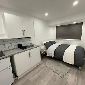 Guest house Guest Room-studio, Woolwich London